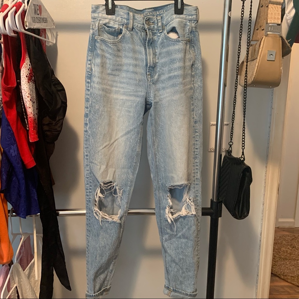 AMERICAN EAGLE CUSTOM JEANS